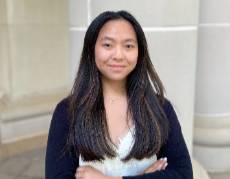 Neve dole headshot photo Neve dole headshot photo