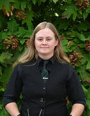 mandi becker headshot