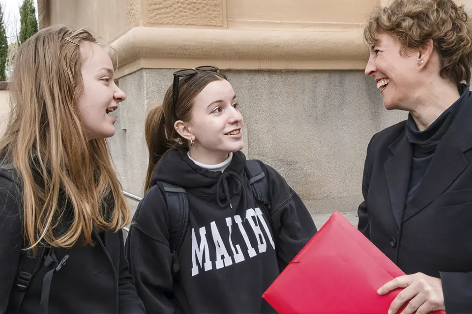 Academic Resources Students with professor Anne McCabe on the SIH rooftop.