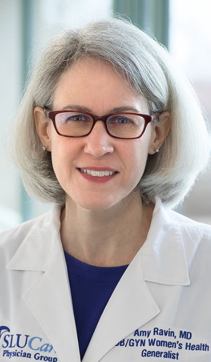 Headshot of Amy Ravin