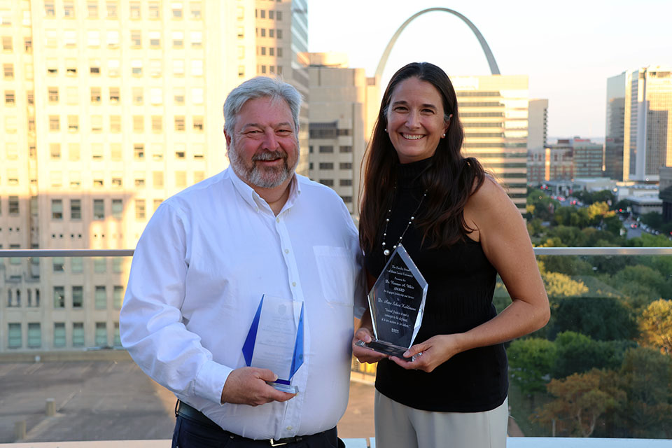 David Kaplan, Ph.D., left, and Anne K. Sebert Kuhlmann, Ph.D., were honored at the Faculty Senate Kickoff Dinner on Tuesday, Sept. 16, 2025..&nbsp; 